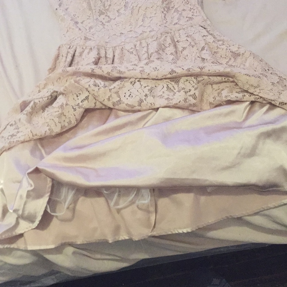 Dress - Picture 3 of 3